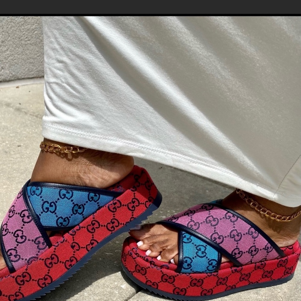 Gucci sandals